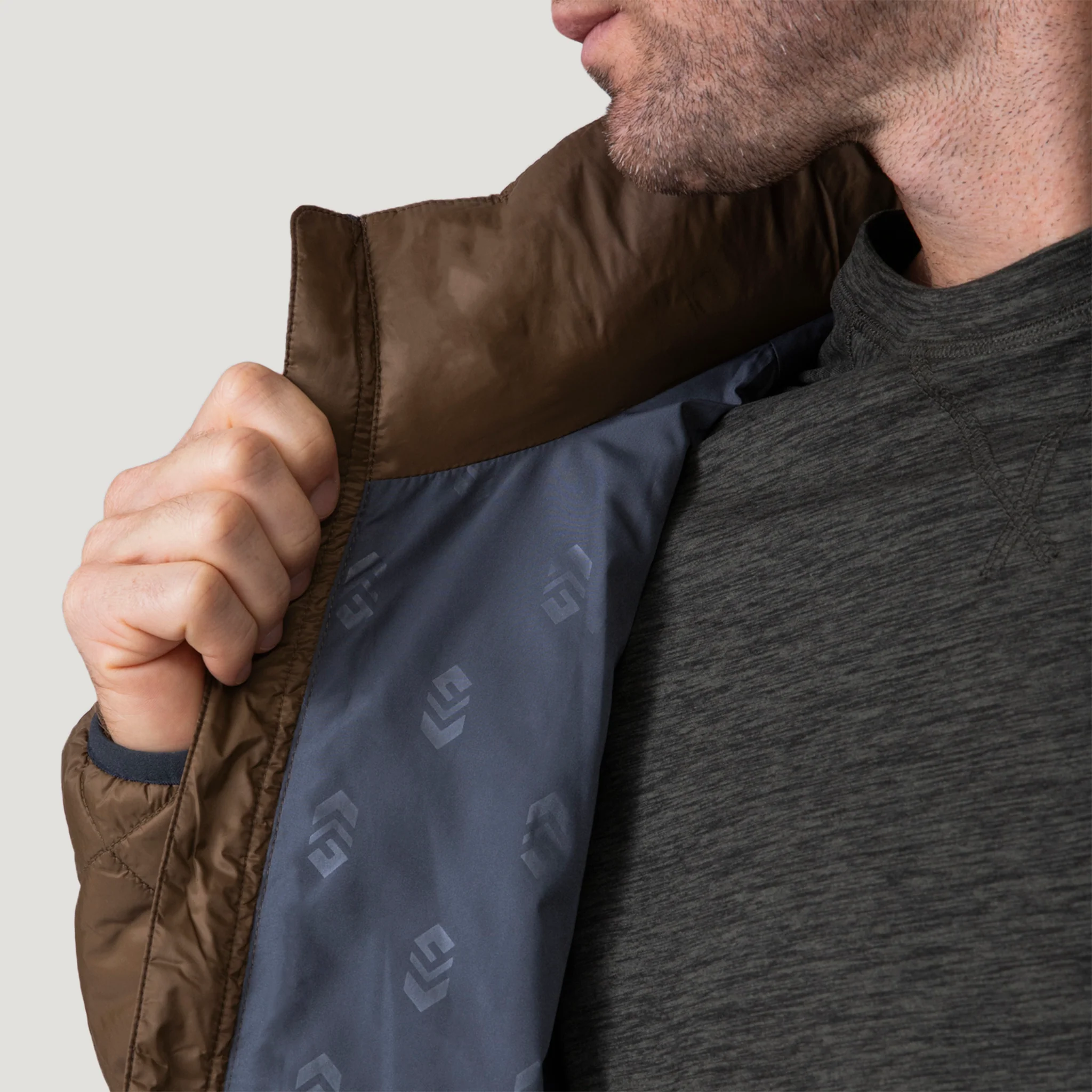 Men's Apex Quilted Puffer Jacket - Image 8