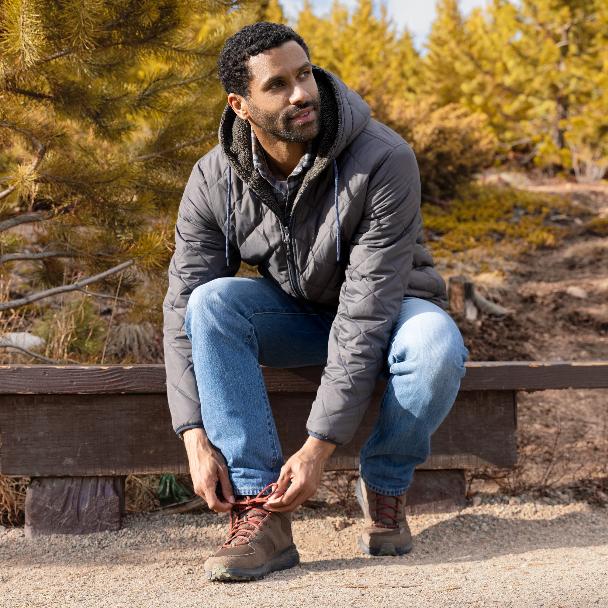 Men's Atlas Hooded Quilted Reversible Sherpa Jacket - Image 2