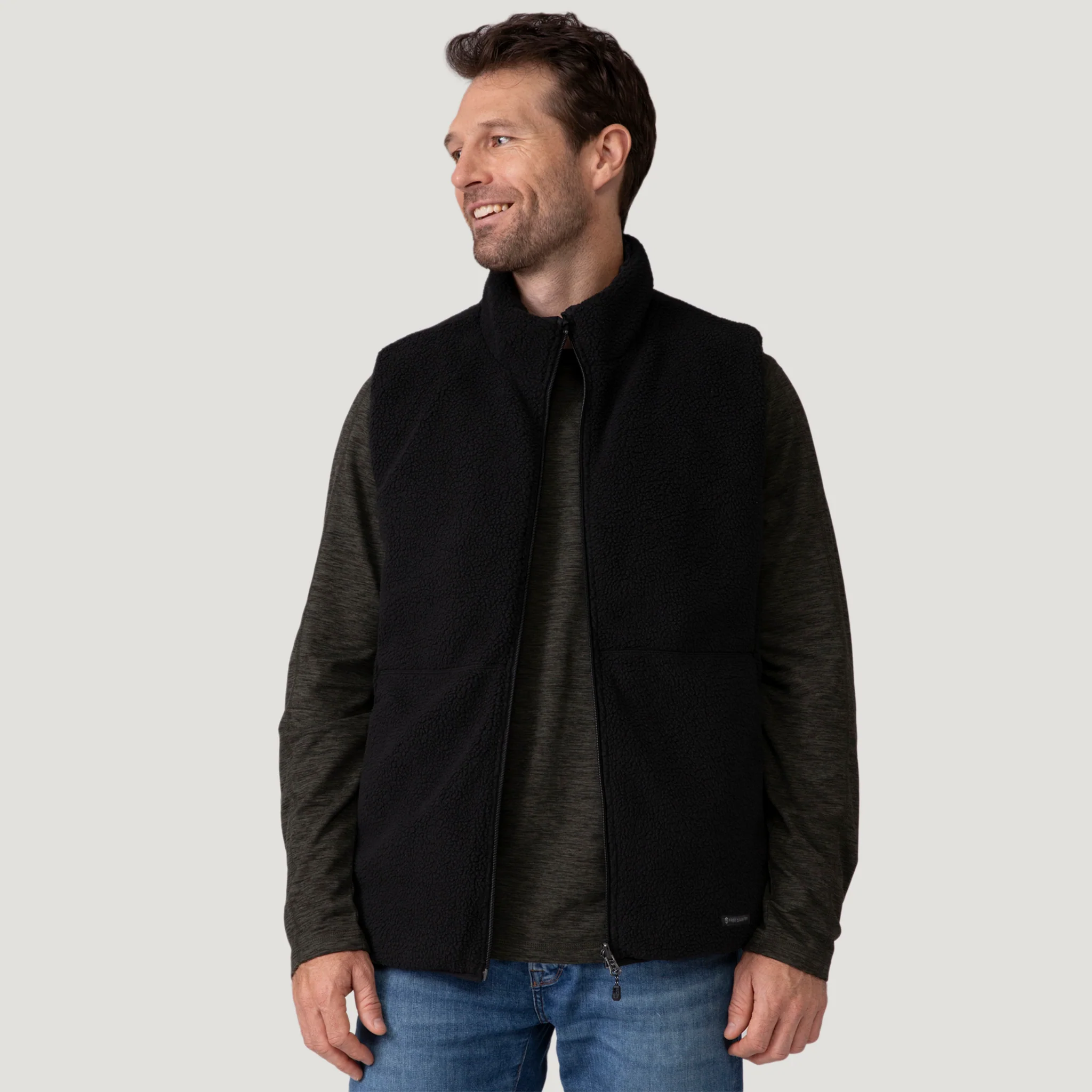 Men's Pine Creek Quilted Reversible Vest - Image 3