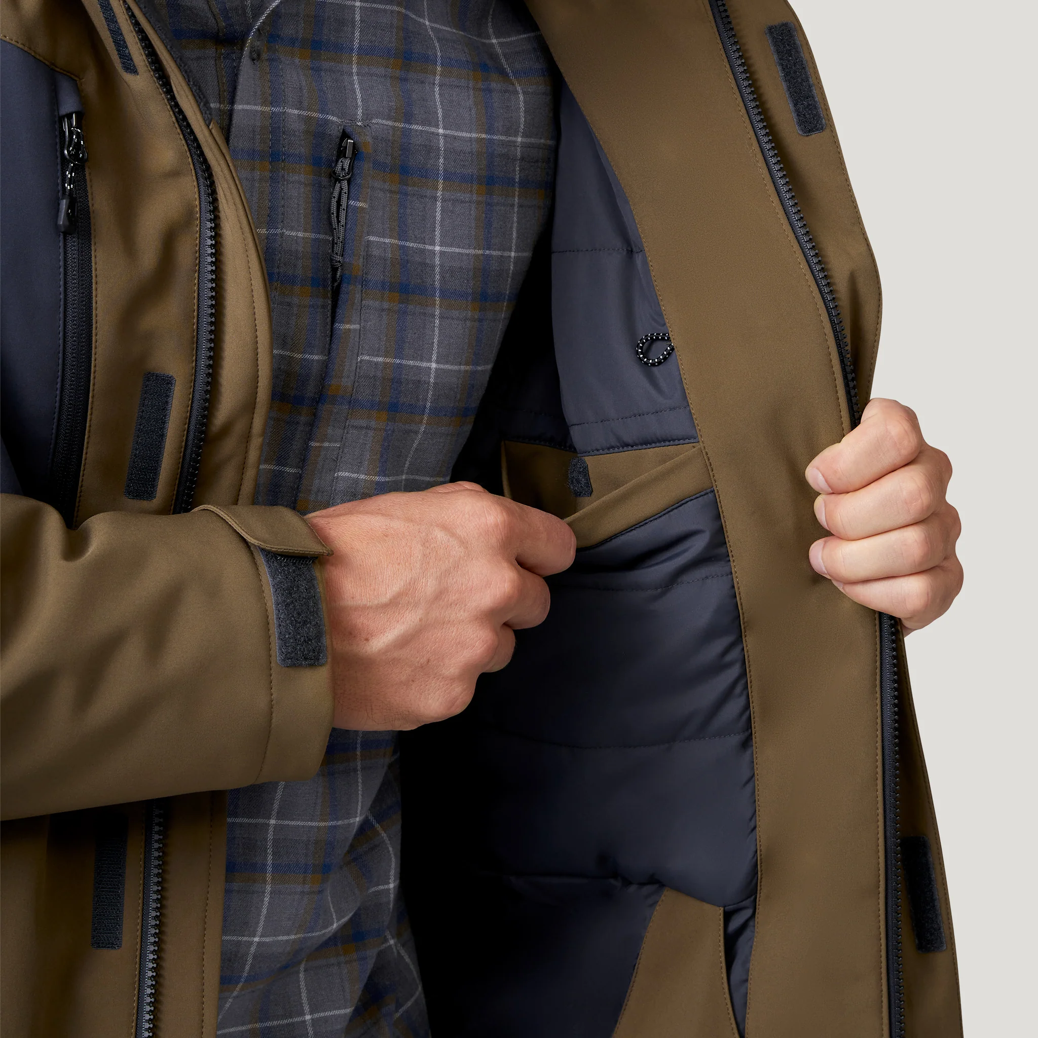 Men's Thermo Softshell® Mid Weight Jacket - Image 4