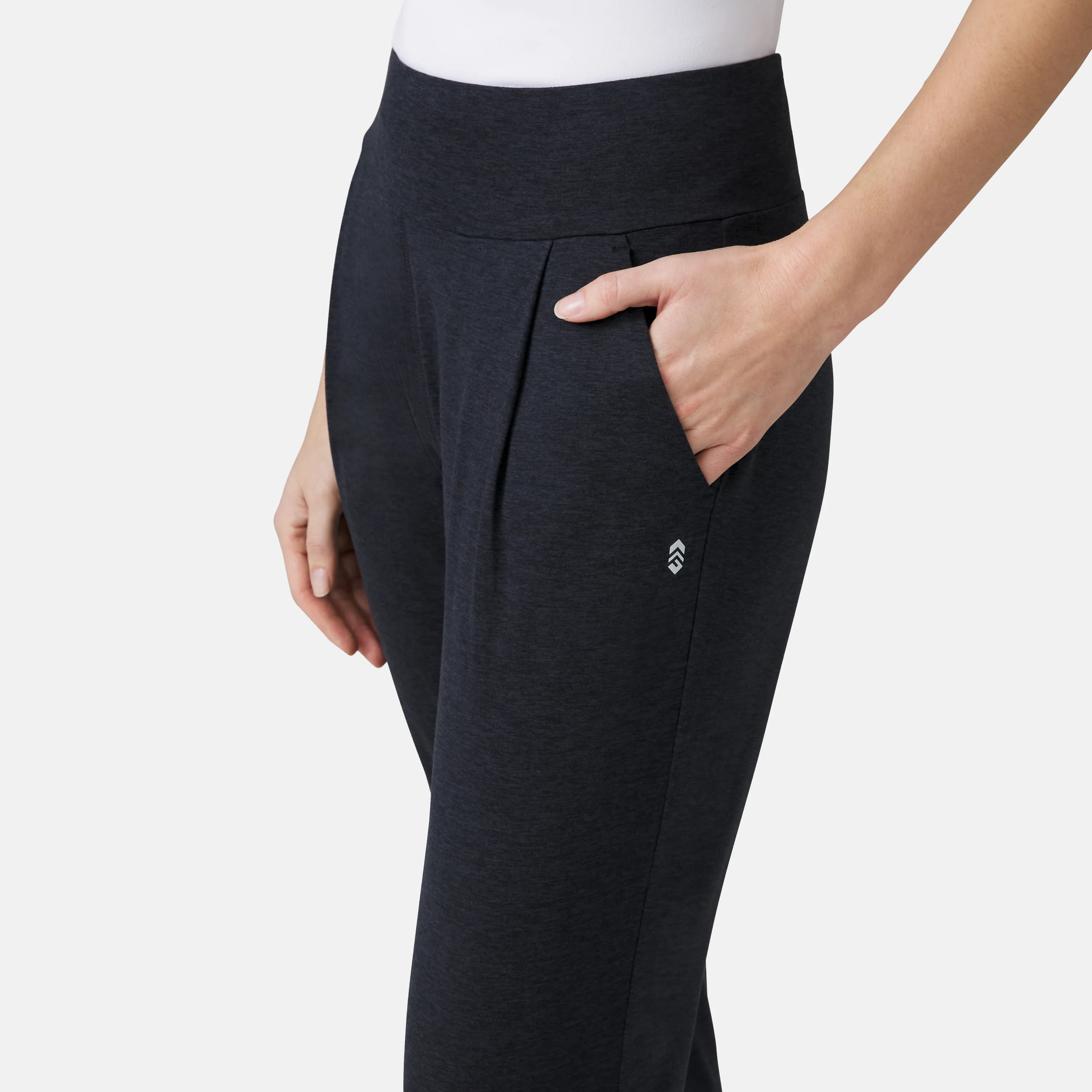 Women's Cloud Knit Pleated Jogger - Image 3