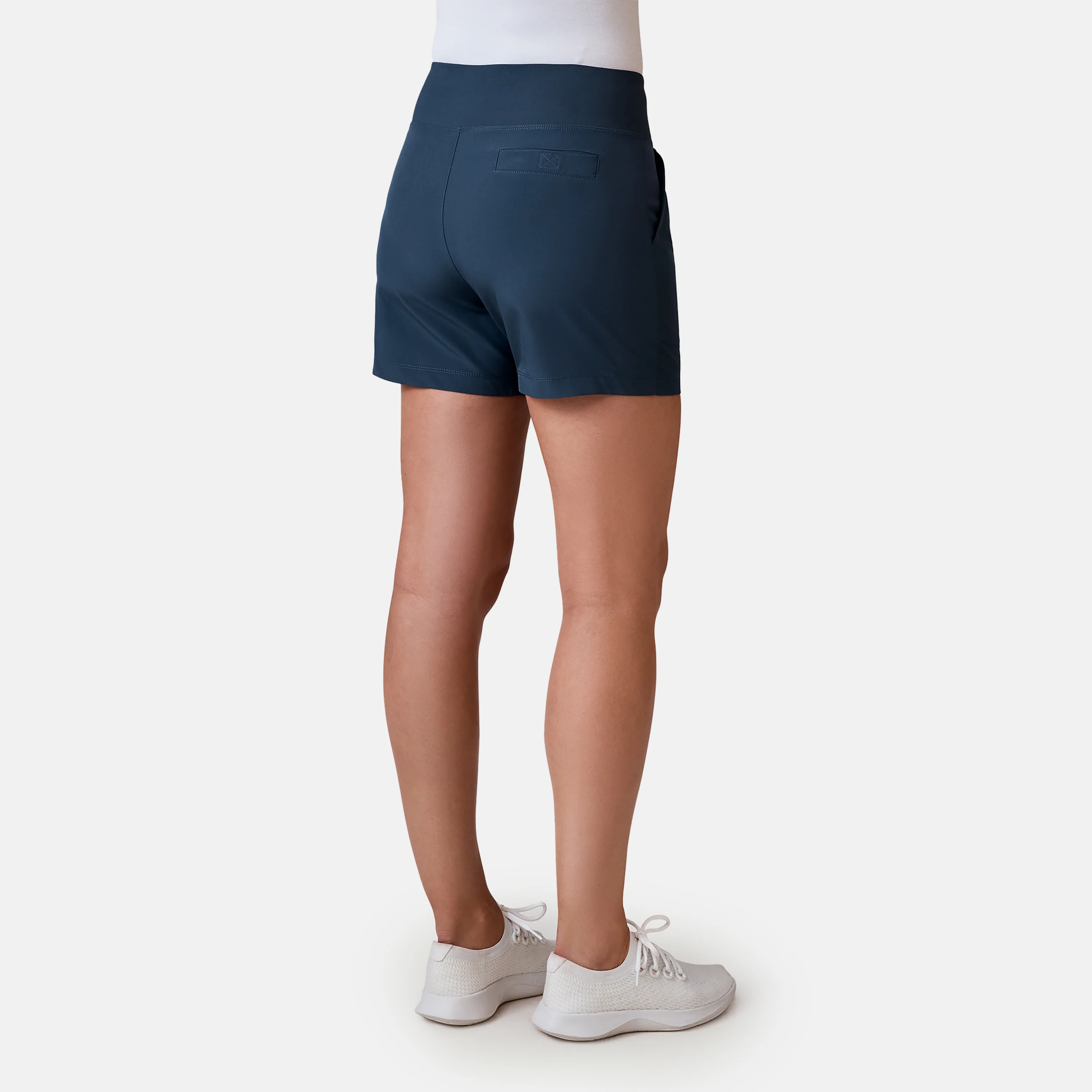 Women's Free 2 Explore Hybrid Short - Image 12