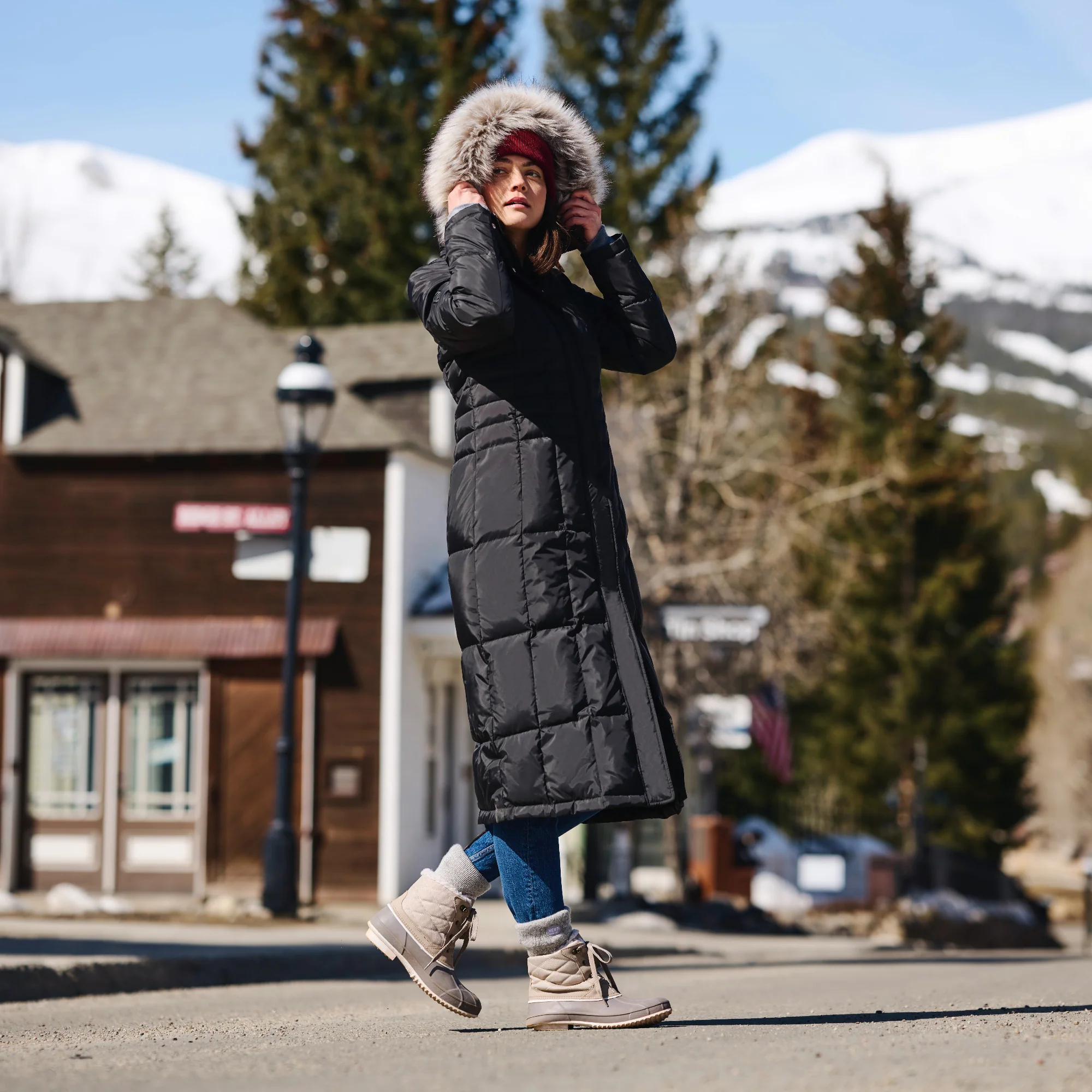 Women's Full Length Splendor Down Jacket - Image 4