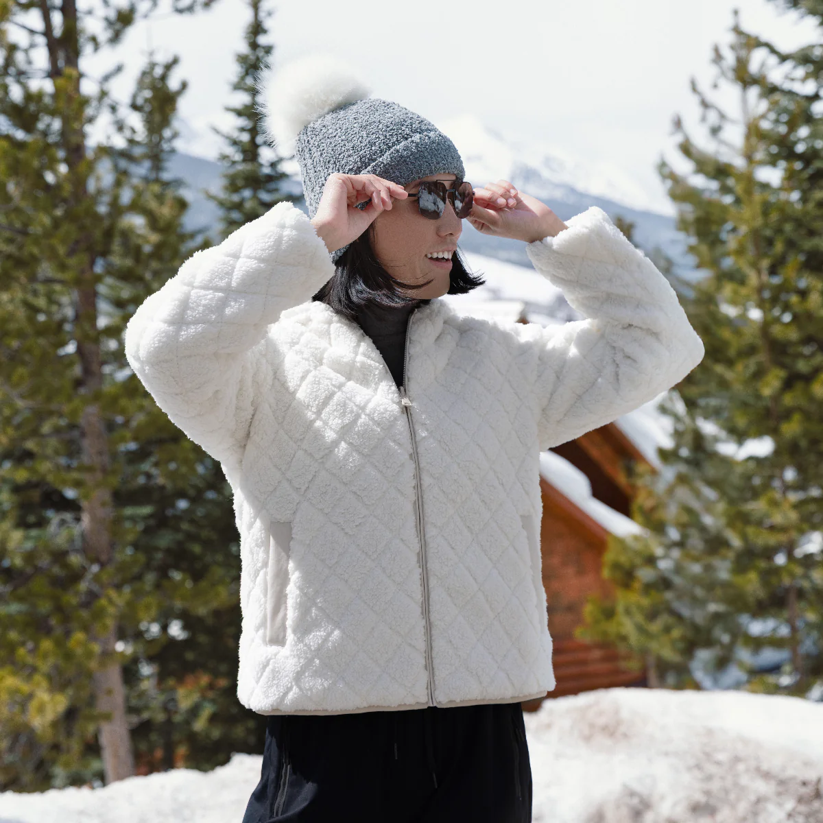 Women's Hooded Cirrus Quilted Reversible Jacket - Image 2