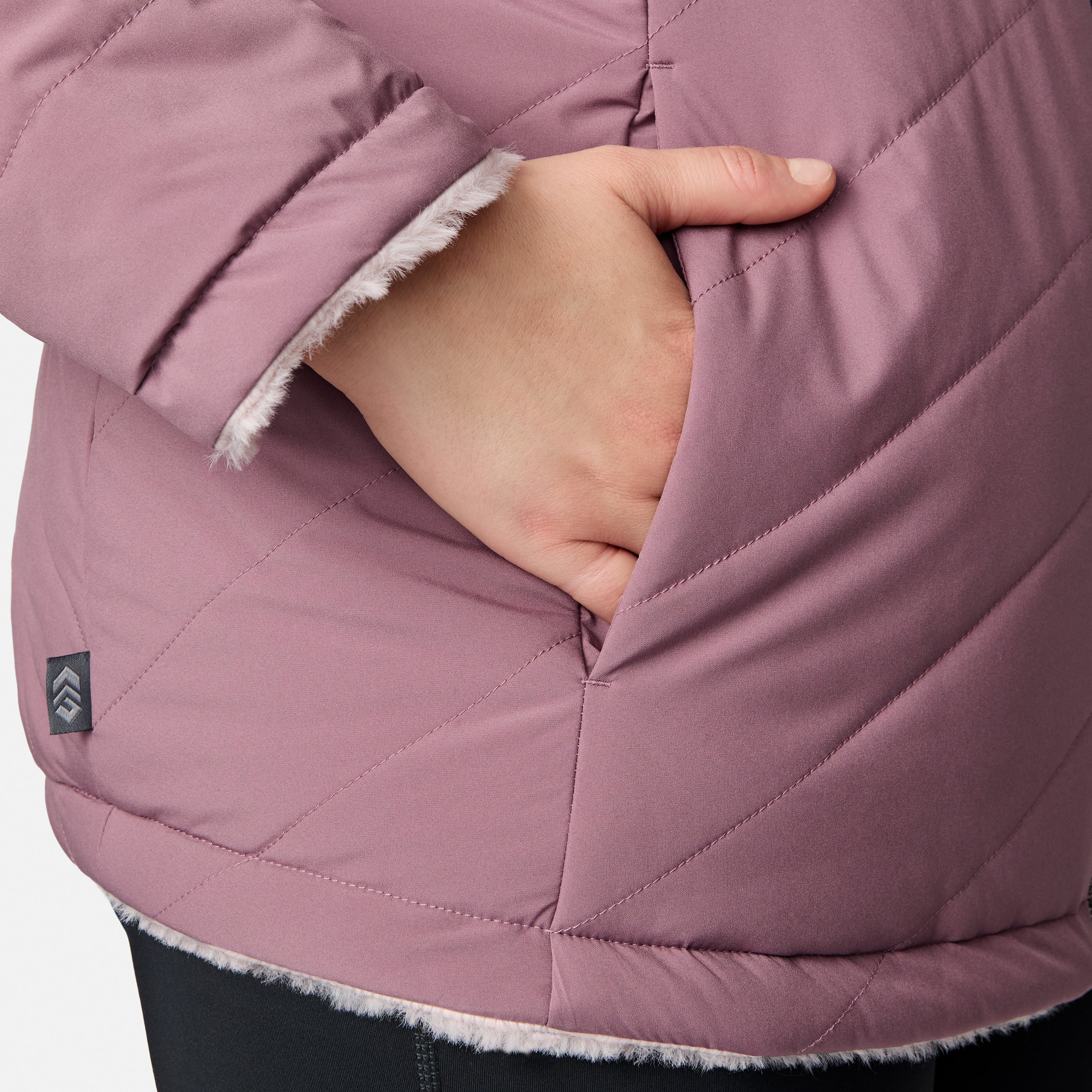 Women's Plus Size Cirrus Quilted Reversible Jacket - Image 31