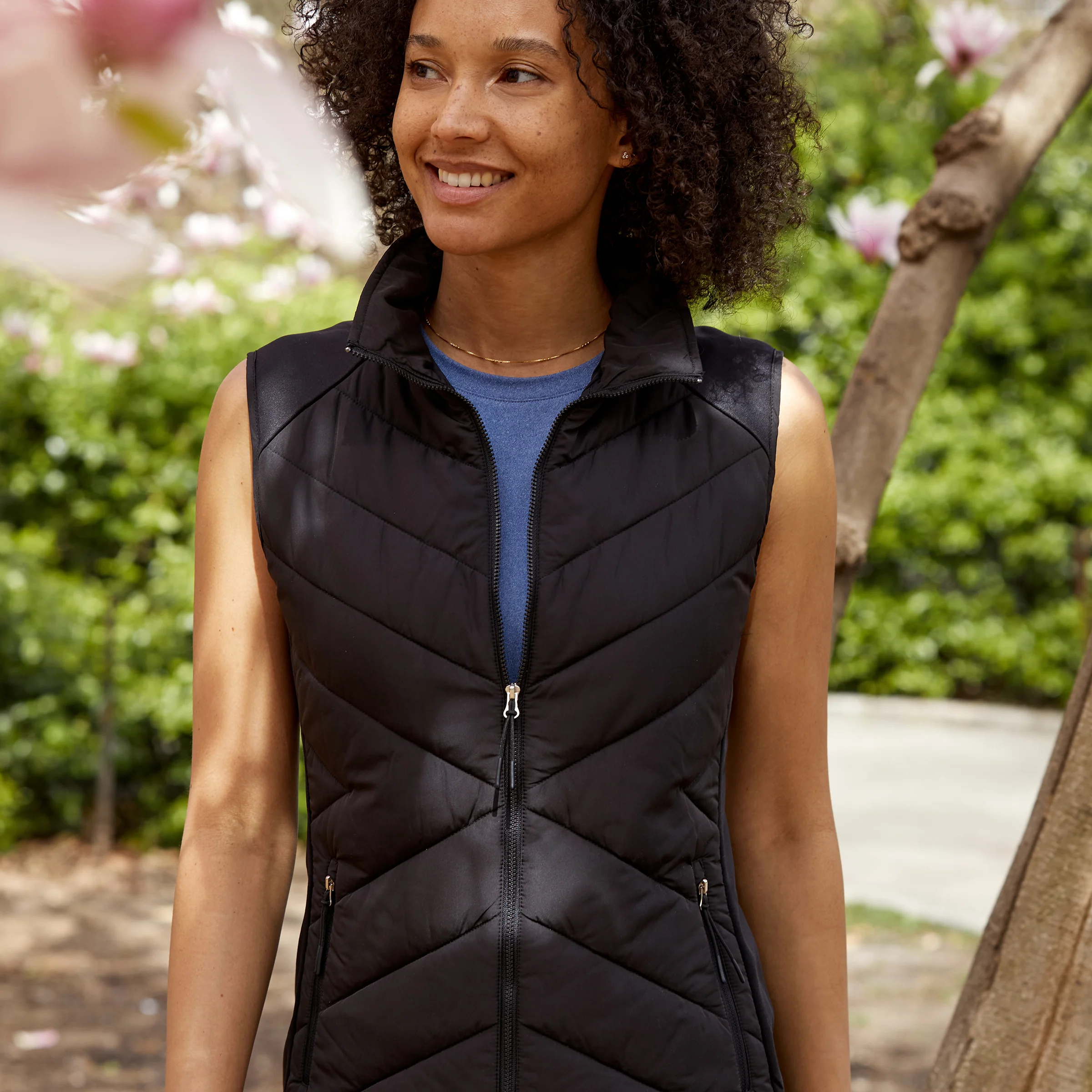 Women's Quilted Hybrid Vest - Image 13