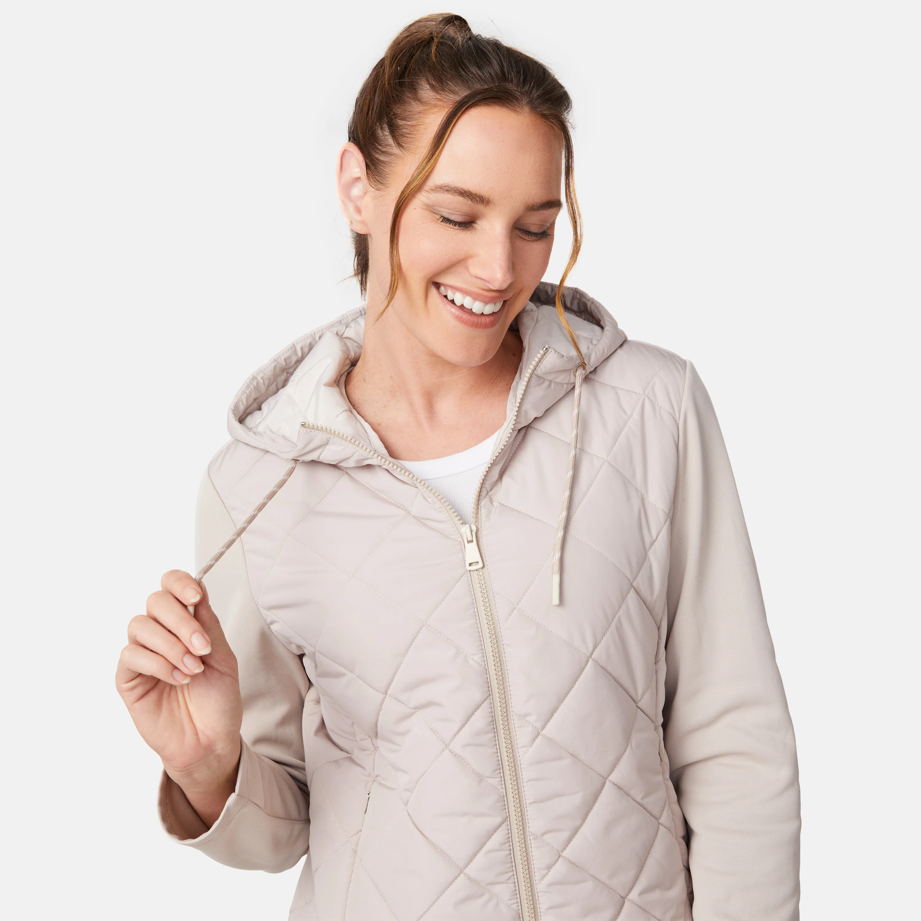 Women's Venture Quilted Hybrid Jacket - Image 9